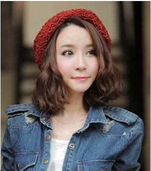 韩式中长发烫发发型 打造甜美时尚范儿