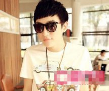 酷帅男生直发发型图片 女